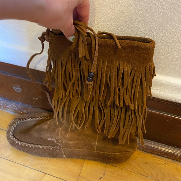 Minnetonka Suede Fringe Boots - Picture 2 of 8